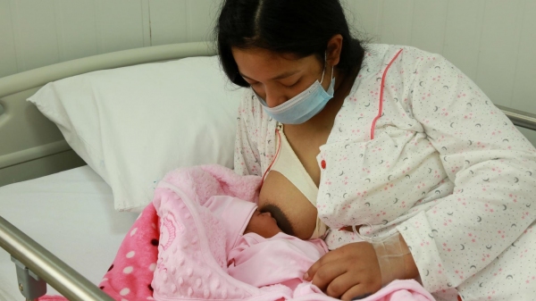 Saúde nega pedido para inclusão de lactantes entre as prioridades para vacinação contra a Covid-19