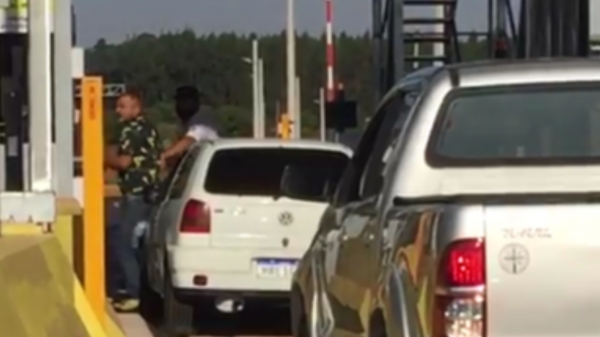 Funcionários do pedágio são agredidos por motorista; Concessionária levou o caso à polícia