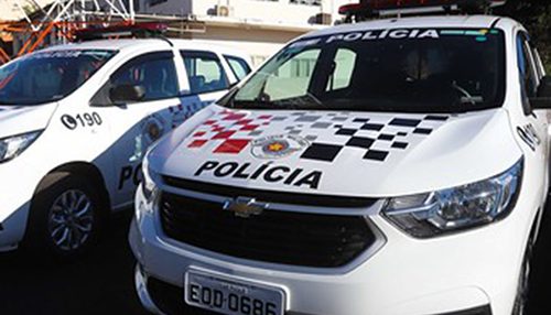 Homem é preso pela Polícia Militar após furto de farmácia e restaurante em Adamantina