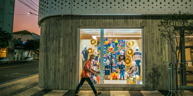 Comércio de Adamantina estende funcionamento para o Dia dos Pais