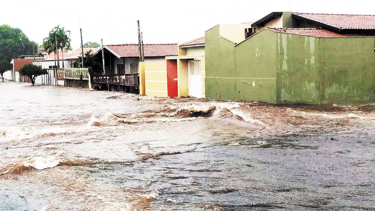 Solução definitiva para alagamentos em pontos críticos custaria mais de R$ 20 milhões