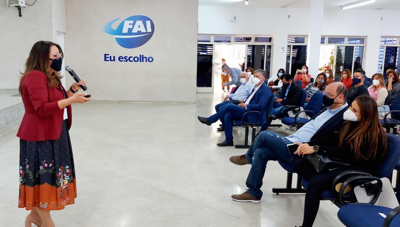 Secretário estadual de Educação é recepcionado em Adamantina