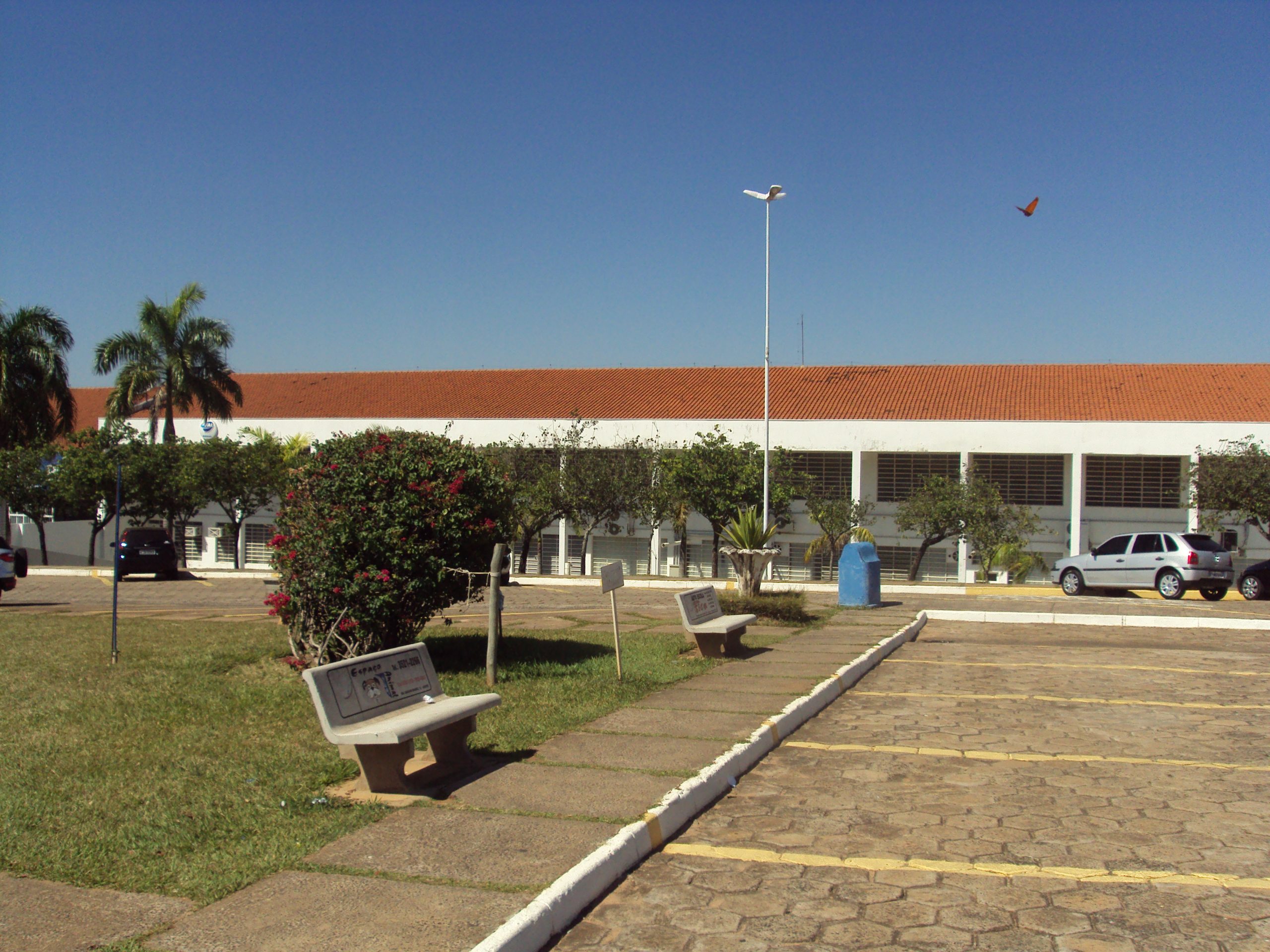 PROVÍNCIA, BOMBA e PUM (sic)...