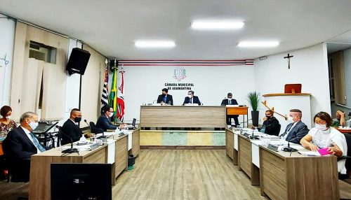 Hélio Santos e Ricardo Cangirão são definidos pelo prefeito Márcio Cardim como seus líderes na Câmara