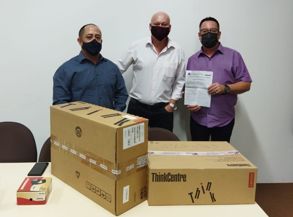 Procon de Adamantina recebe equipamentos de informática