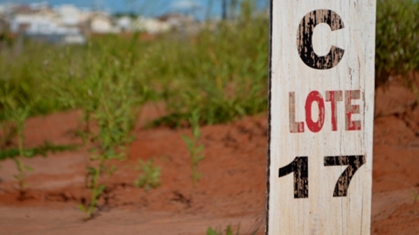 Terrenos para moradias de baixa renda podem ter medida mínima reduzida de 200 m2 para 160 m2