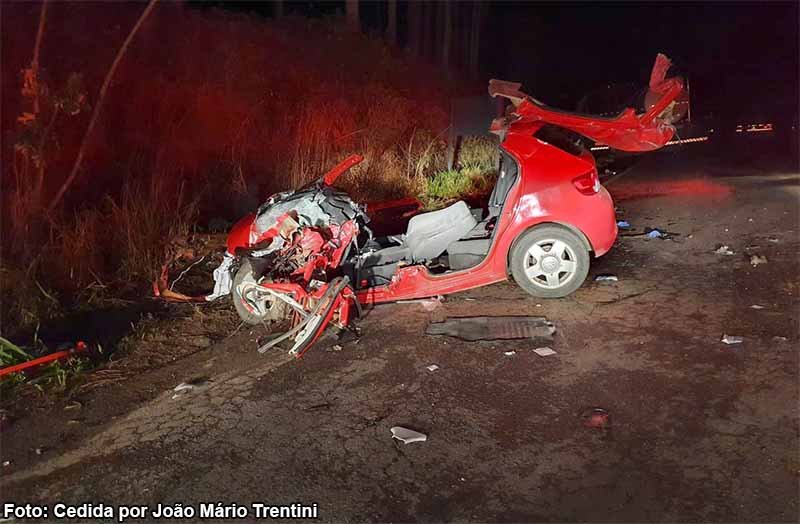 Seis pessoas sofrem ferimentos em acidente em vicinal que liga Rinópolis e Piacatu