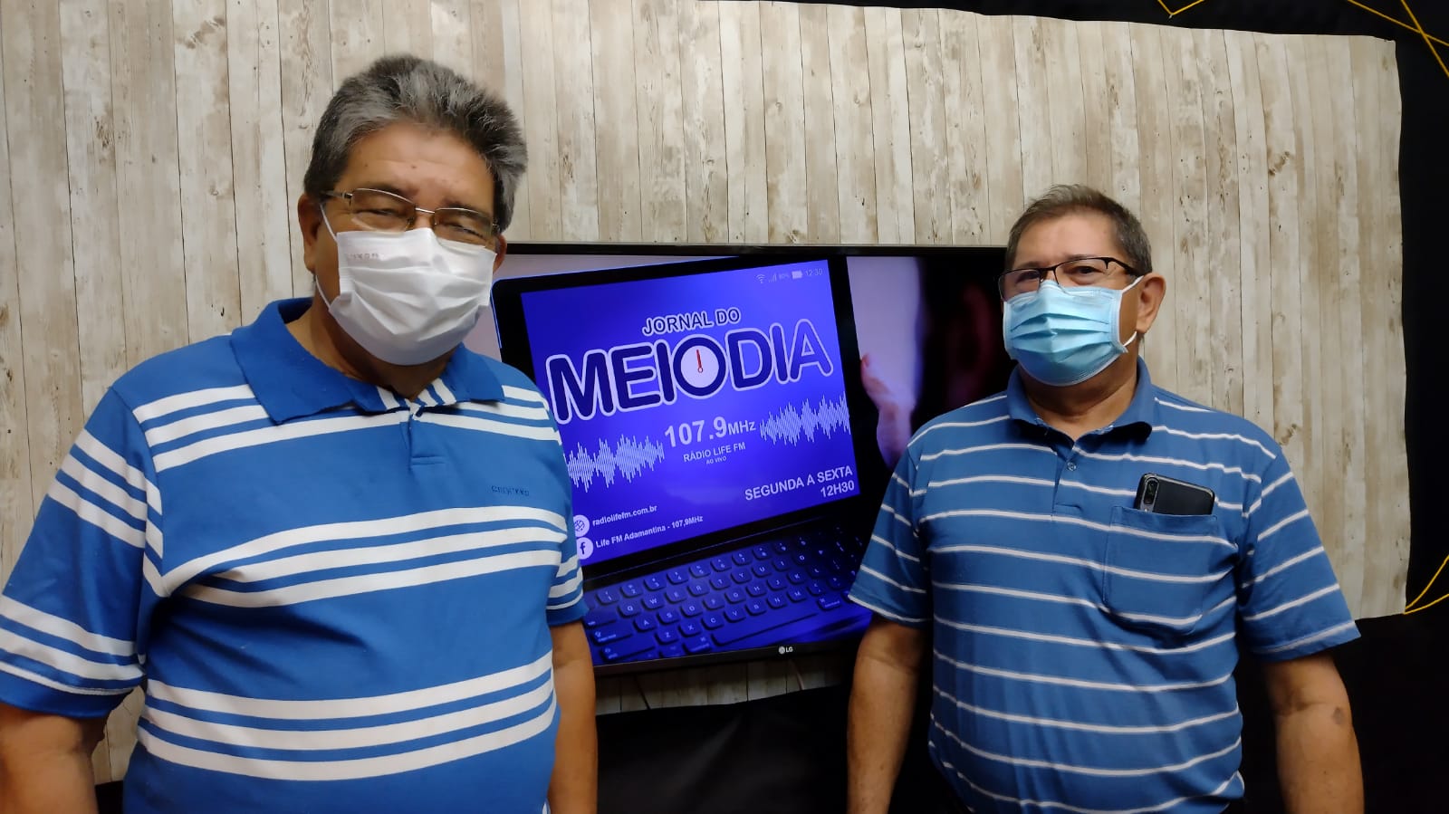 Dia Nacional do Livro; Marcos e João Passarinho falam do Acervo da biblioteca Jurema Citeli de Adamantina.