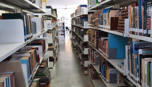 Biblioteca de Adamantina recebe e doa centenas de livros com o intuito de difundir produções intelectuais