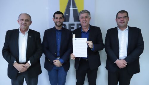 Prefeitura de Adamantina participa da solenidade oficial de assinatura do convênio de recuperação da Plácido Rocha