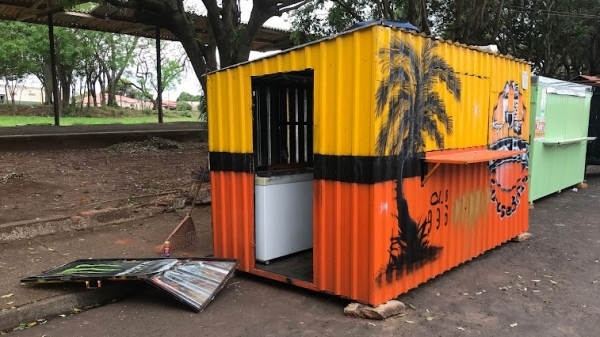 Trailers são alvo de arrastão no centro de Adamantina; foram levados mercadorias e dinheiro
