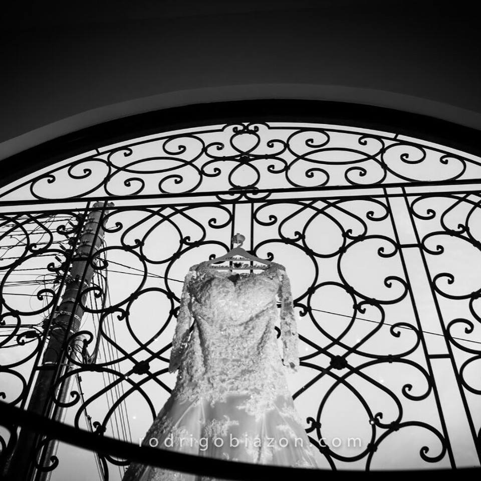 NARA LEÃO: “Eu escolho NL por causa da sua voz suave. Ela ajudou a lançar e disseminar a Bossa Nova, não só no Brasil, mas também no exterior. Depois ela cantou músicas de protesto contra a Ditadura no show Opinião.” (Roberto)