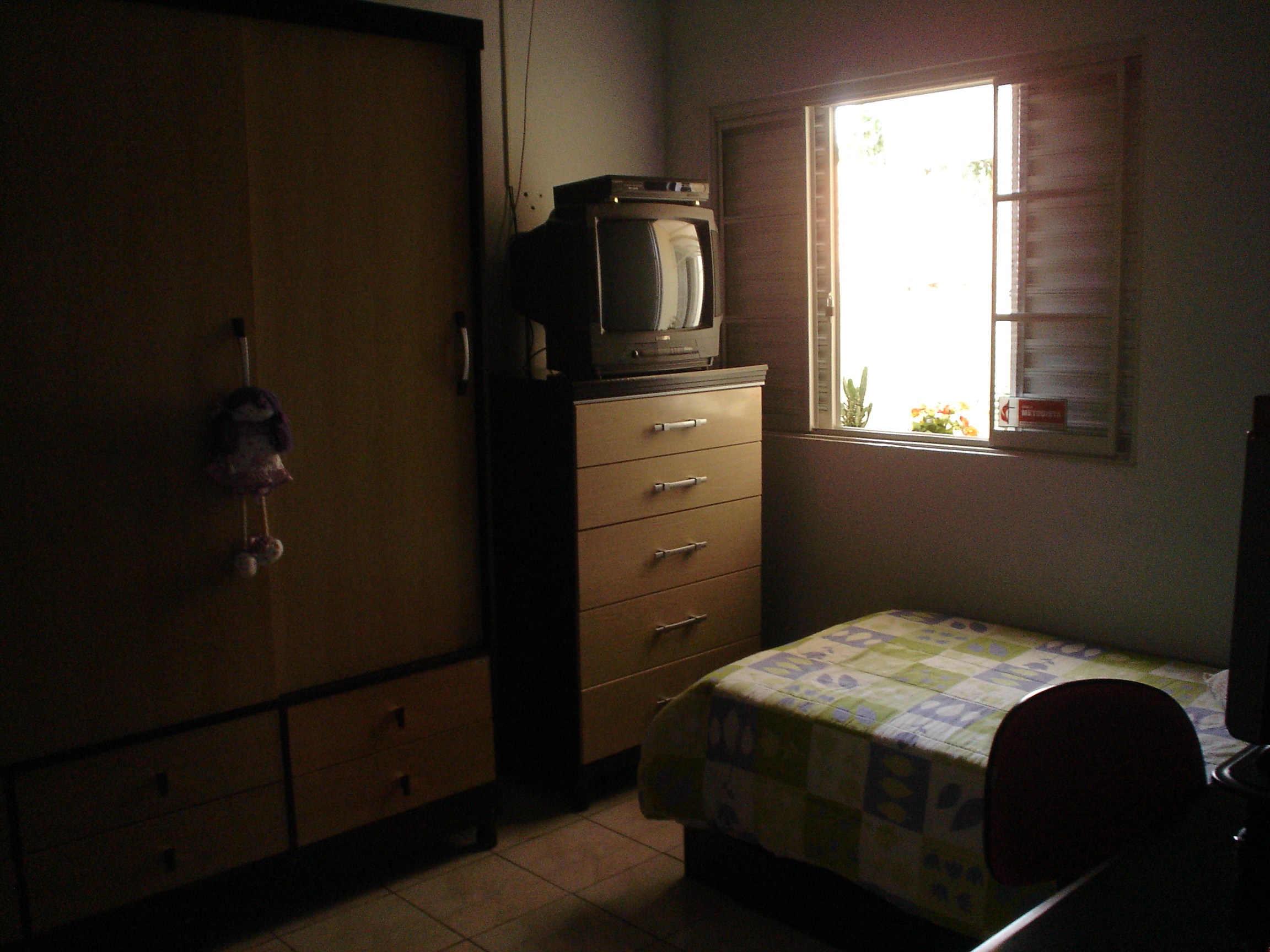 SYD BARRETT: DESTE PLANETA PARA O OUTRO LADO DO UNIVERSO EM BUSCA DO INFINITO...