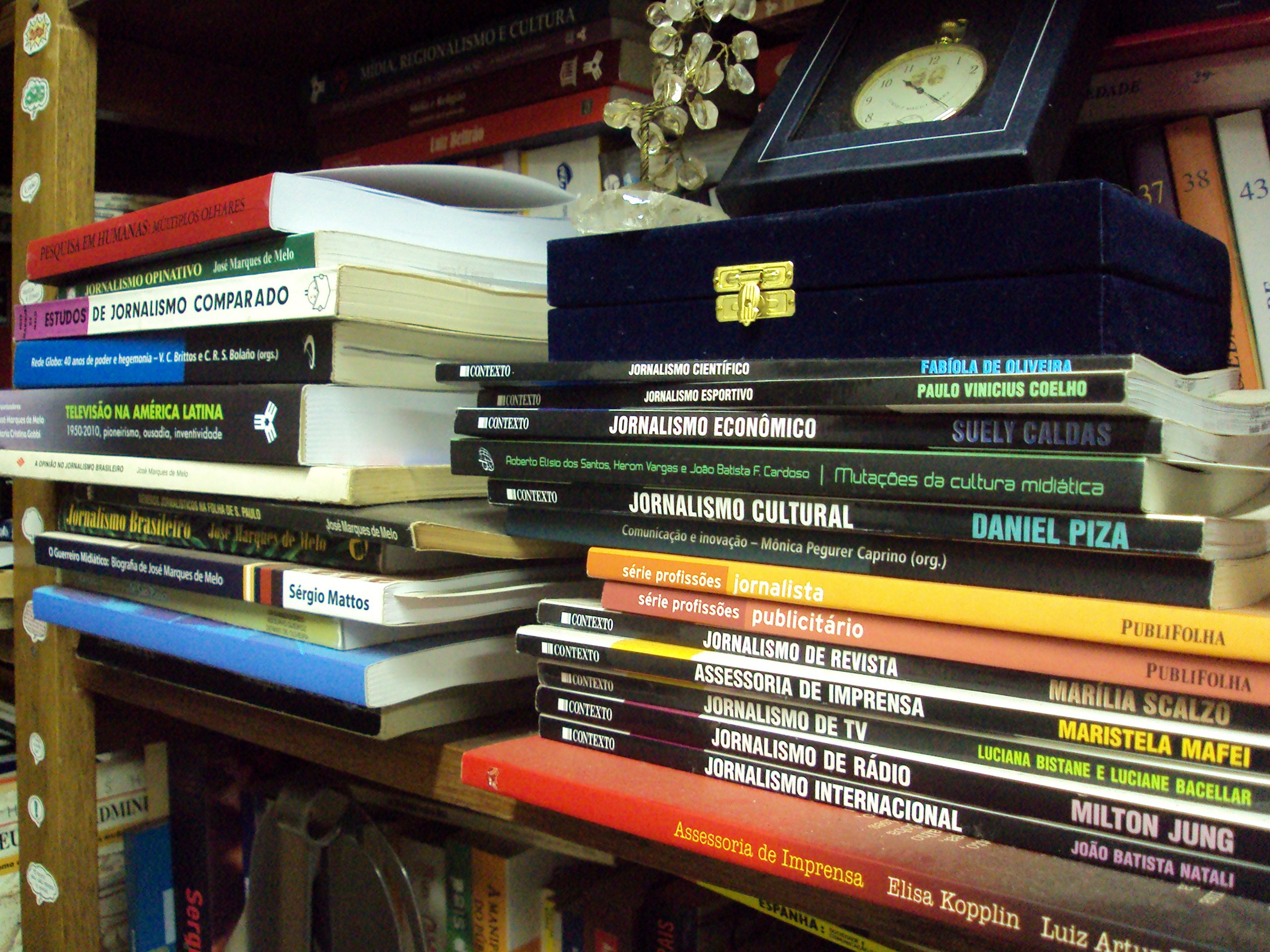 A HISTÓRIA COMO PAUTA DA MÍDIA...