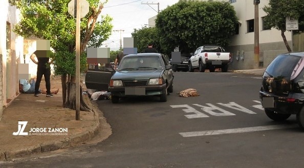 Criança de 5 anos fica ferida após troca de tiros durante perseguição policial em Dracena