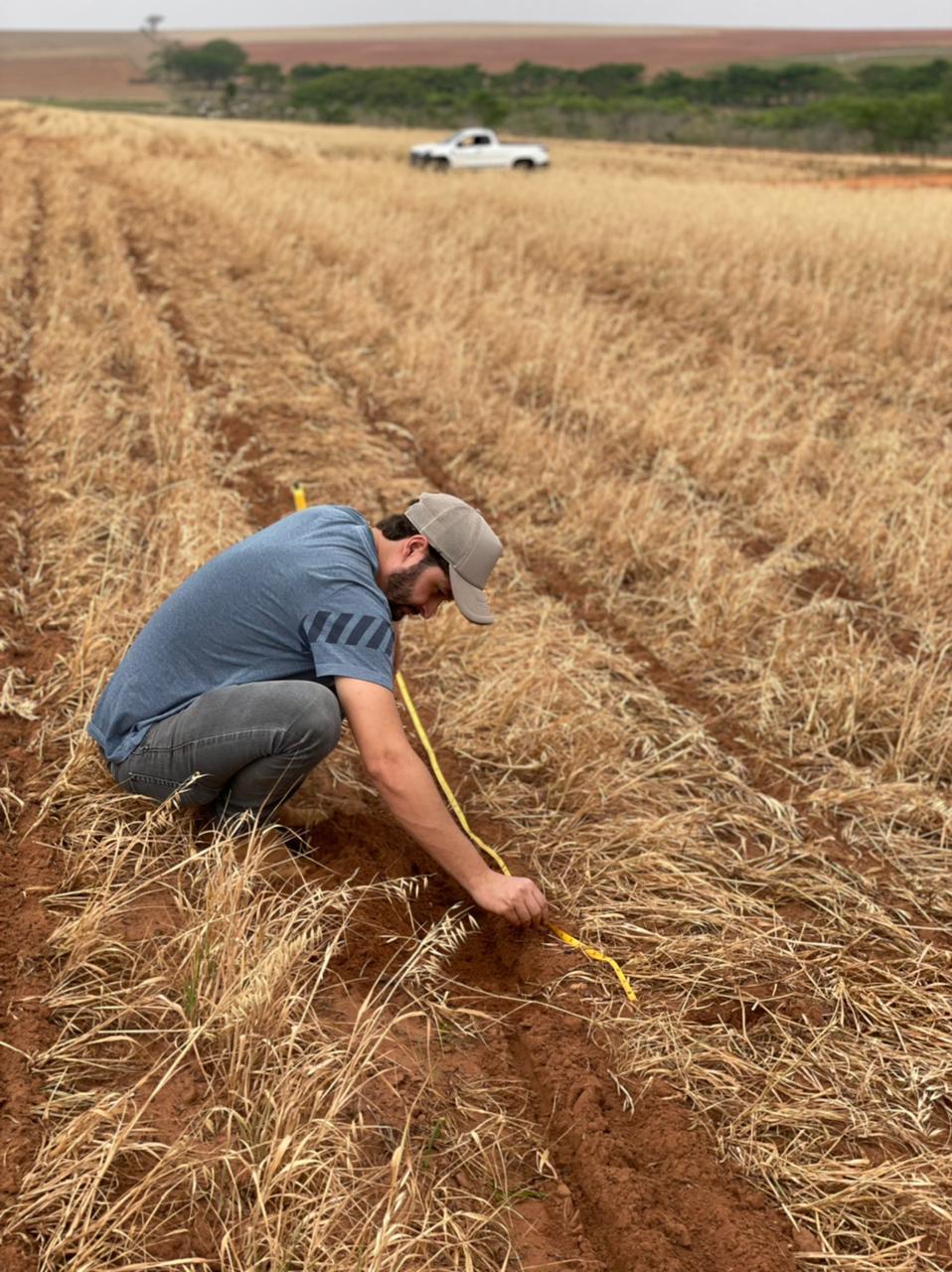ESTAGIÁRIOS DE AGRONOMIA CONTRATADOS PELA COOPERMOTA
