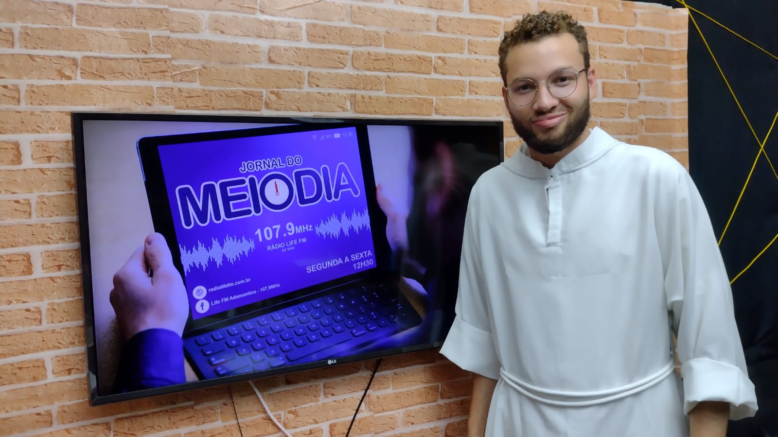 Frei Conrado: A capela na Clínica Pai Nosso Lar, representa a reconstrução de vidas