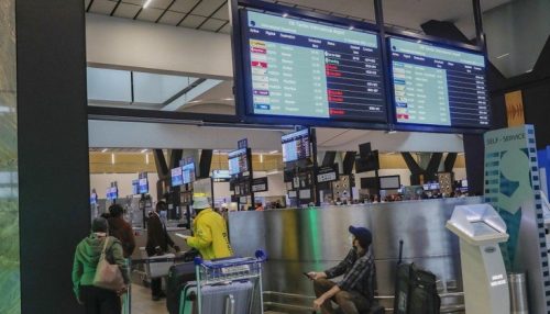 Brasileiro que chegou da África do Sul é diagnosticado com Covid