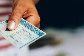 Com CNH vencida, empresário apresenta documento falso em abordagem policial na Rodovia Raposo Tavares