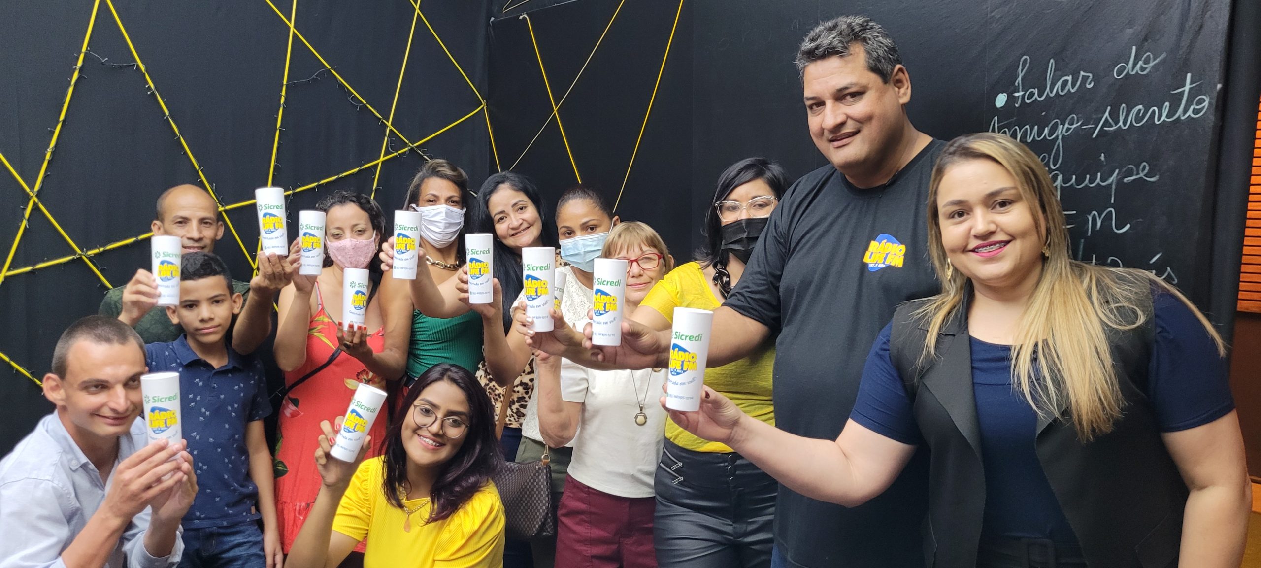 Programa Agora é Que São Elas, edição especial com Amigo secreto da Life FM