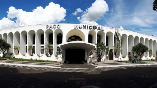 Câmara de Tupã aprova em extraordinária projeto da Prefeitura que cria 104 cargos comissionados
