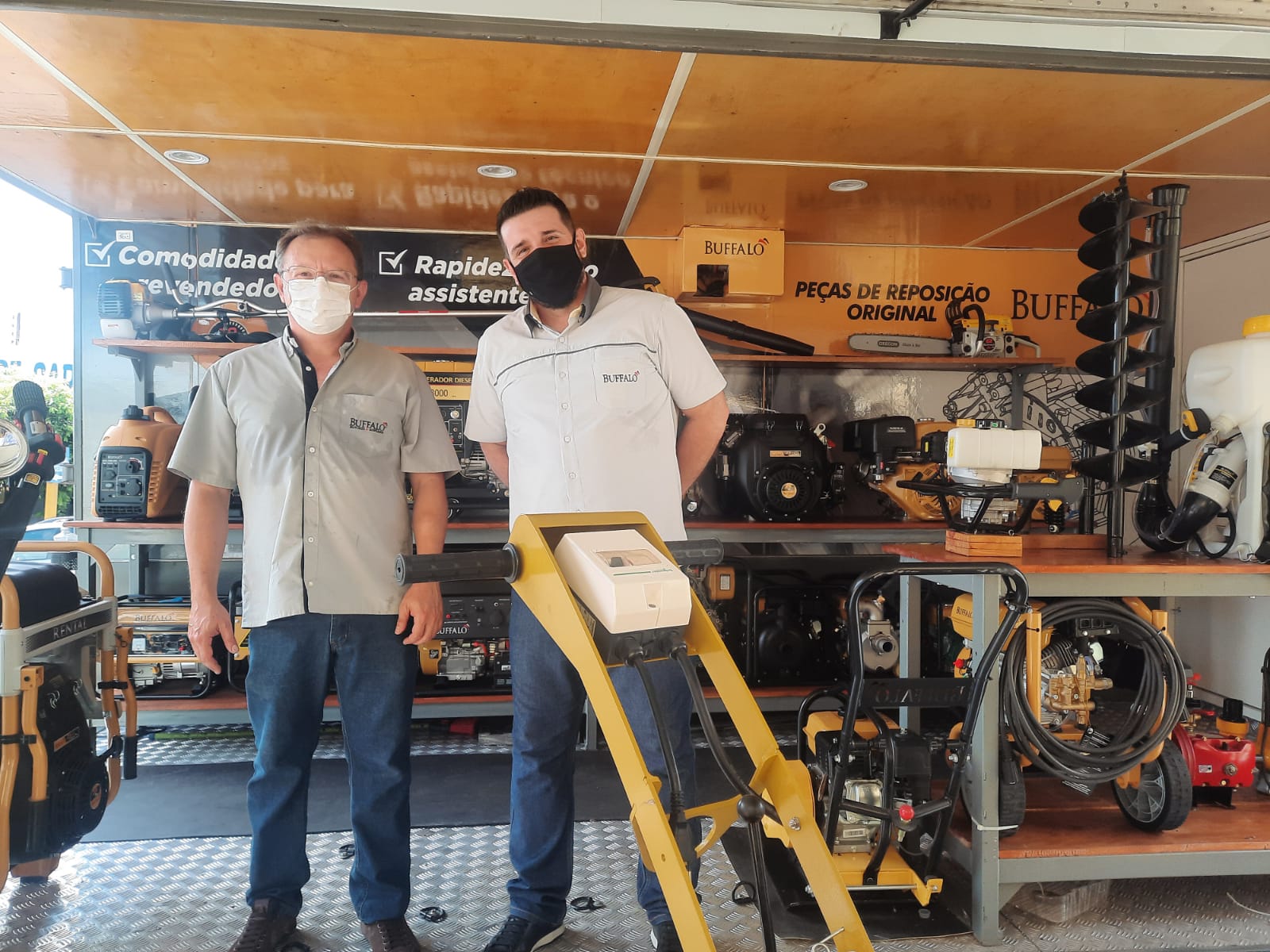 Parceria entre a Casa das Ferramentas e a empresa Buffalo Motores e Acoplados