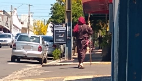 Adamantina tem novo morador ou visitante misterioso?