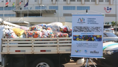 Sabesp e parceiros realizam repasse de mais de 2 toneladas de tampas plásticas e lacres de latinhas ao Hospital de Esperança