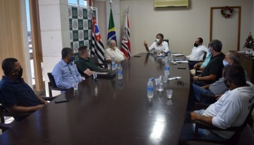 Erro na lei que cria nova secretaria municipal ressuscita 40 cargos inconstitucionais extintos