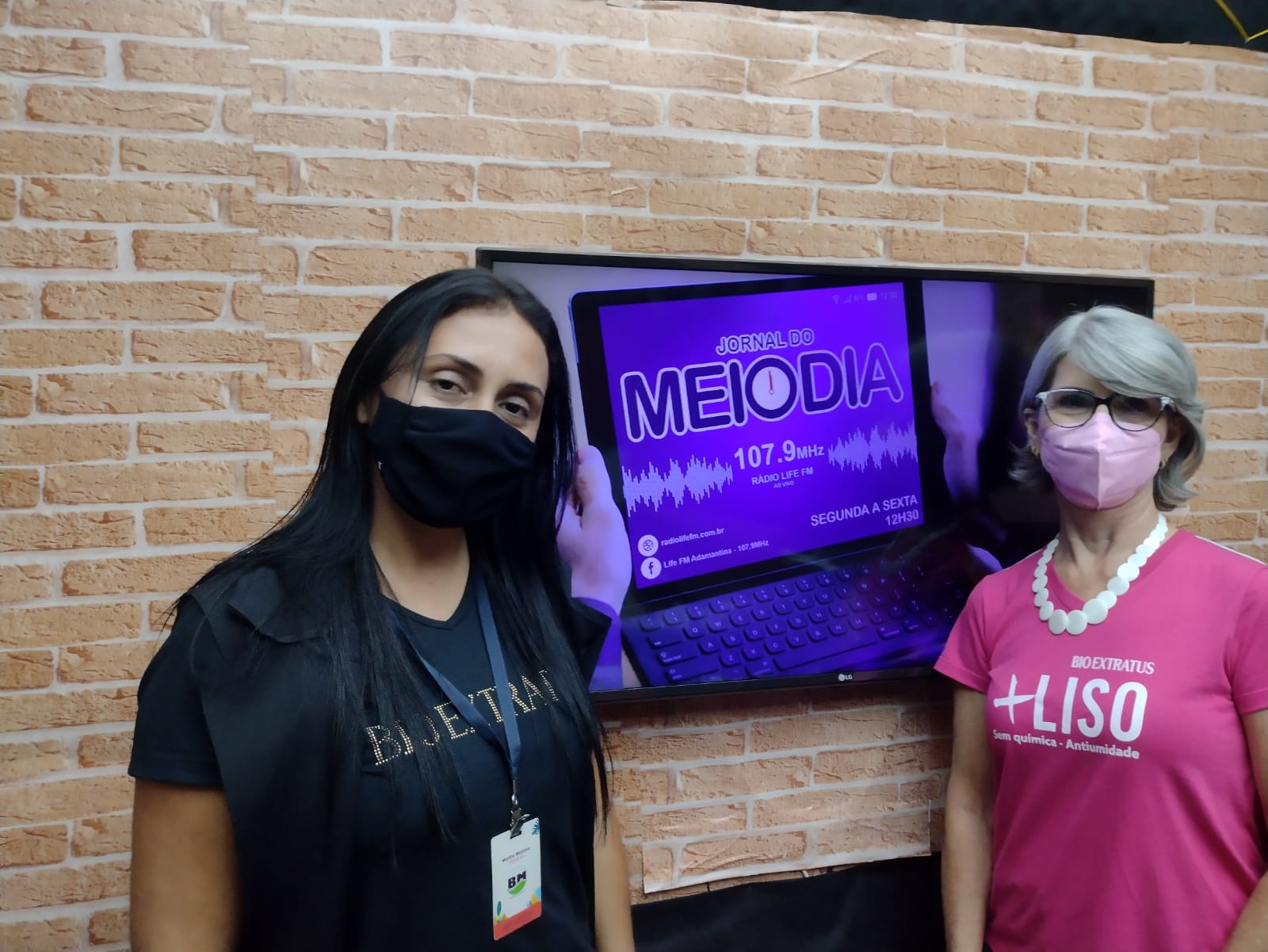 Emporium Cosmeticos e Acessórios traz Camarim itinerante e orienta sobre tratamentos Capilar