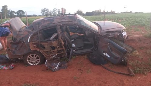 Capotamento mata mulher e deixa outras duas vítimas em estado grave