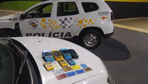 Dupla é presa por estelionato com cartões bancários e máquinas de cartão em Presidente Venceslau