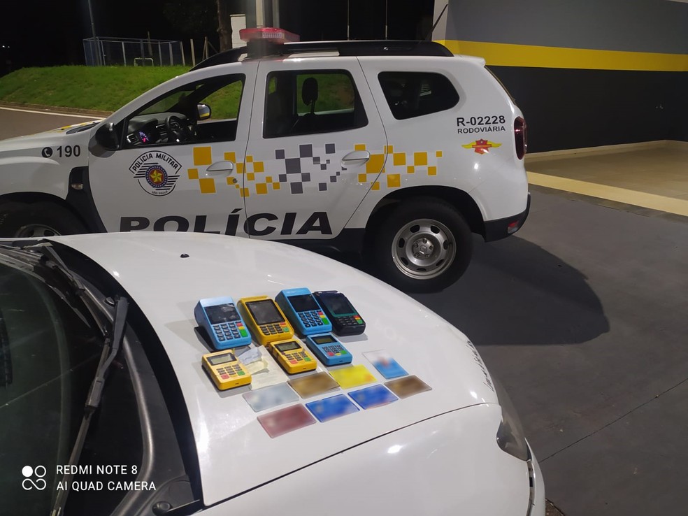 Dupla é presa por estelionato com cartões bancários e máquinas de cartão em Presidente Venceslau