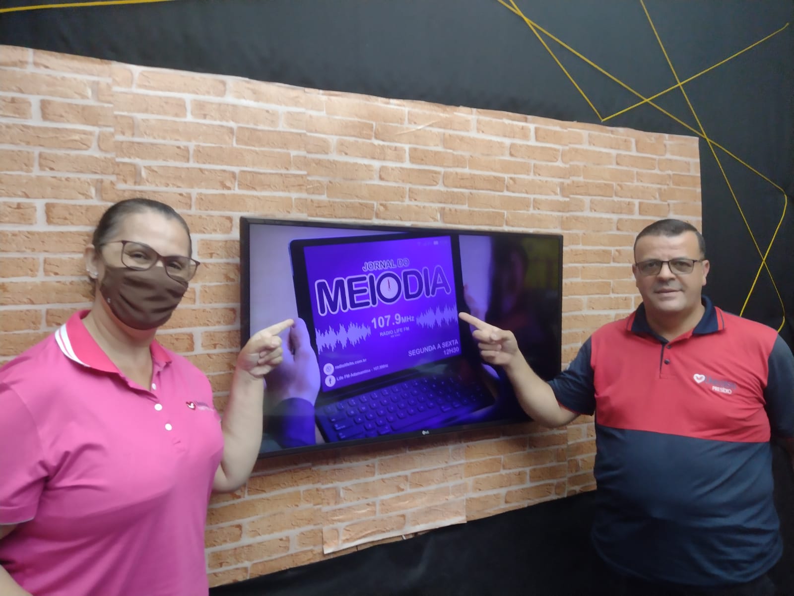 Trabalho  de assistência social do grupo UNP