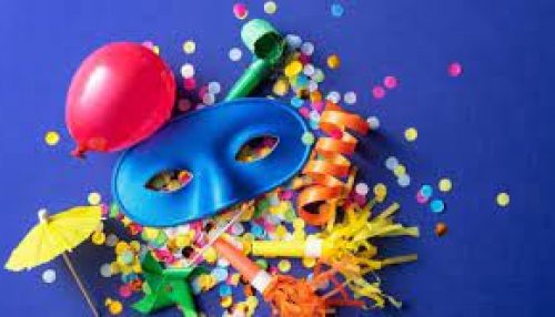 Confira o que abre e fecha no Carnaval