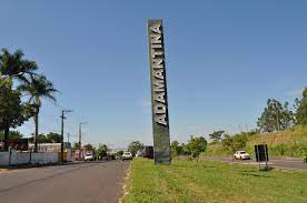 Comércio de Adamantina fecha na segunda e terça-feira de Carnaval