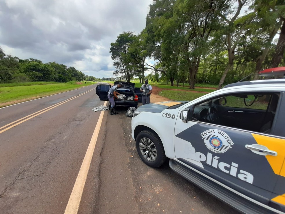 Adolescente é flagrado com 114 quilos de skank em Teodoro Sampaio