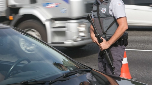 Presidente sanciona programa de habitação voltado para policiais