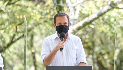 SP anuncia aplicação da quarta dose da vacina de Covid-19 aos idosos acima de 80 anos