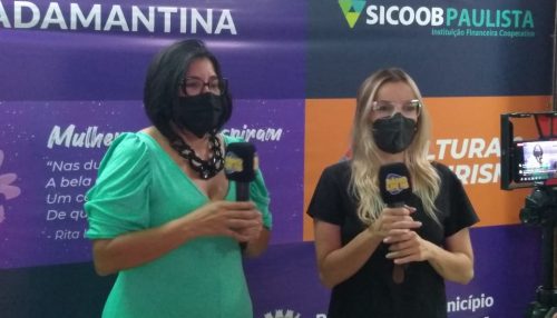 Lucia Prado recebe homenagem como radialista e declara 