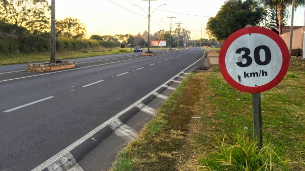 Trânsito de Adamantina deverá ter nove lombadas eletrônicas para fiscalizar excesso de velocidade