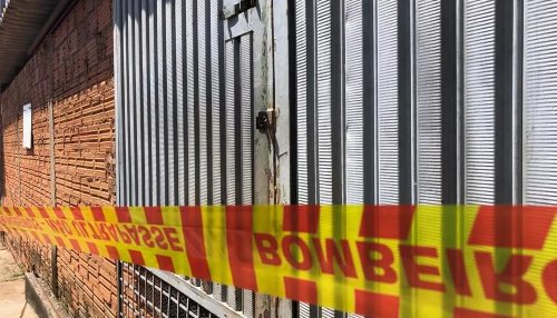 Corpos de ex-casal são encontrados com cortes no pescoço dentro de edícula em Álvares Machado