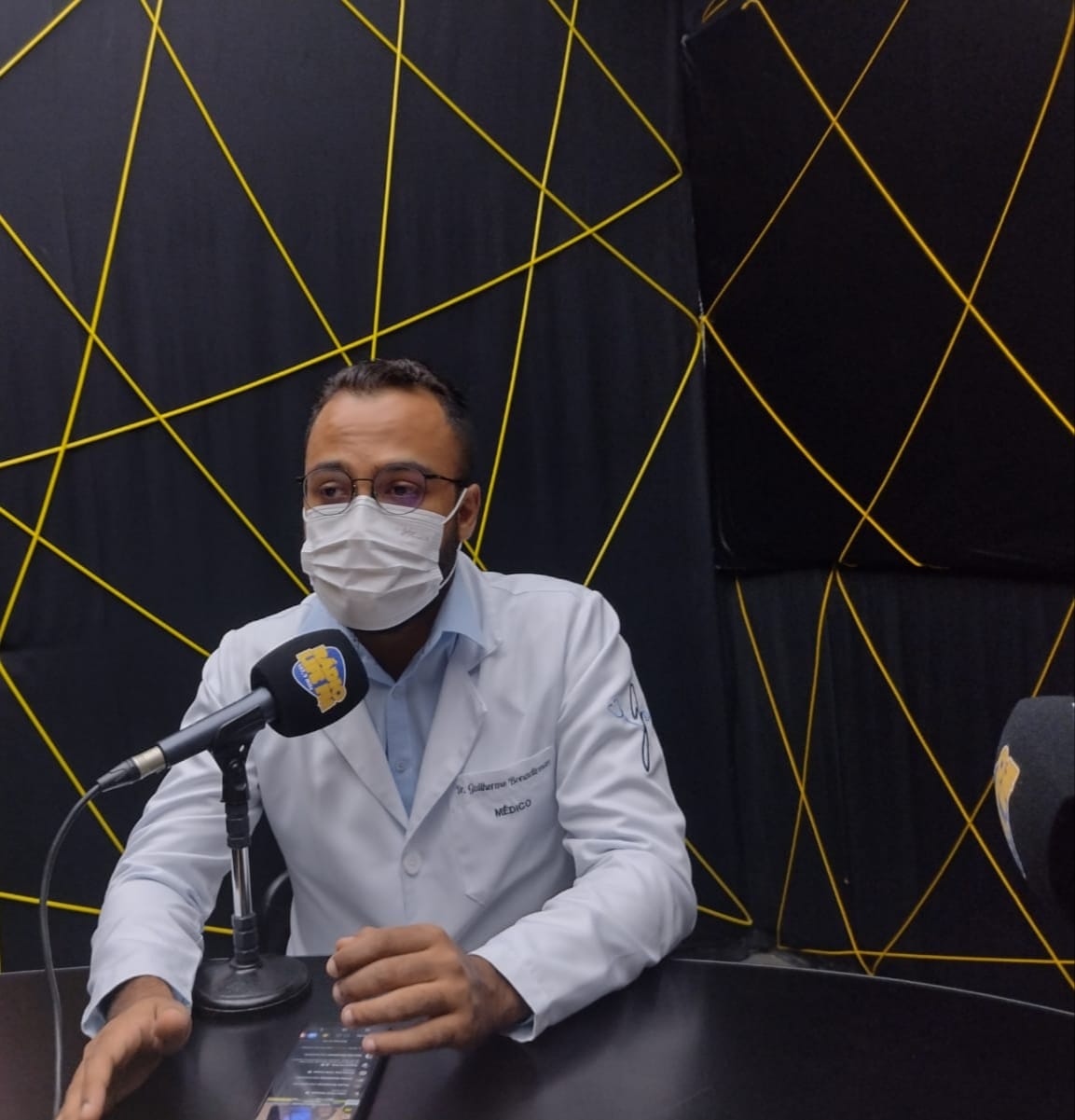Dr. Guilherme Bonadirman alerta sobre onda da doença  mão-pé-boca