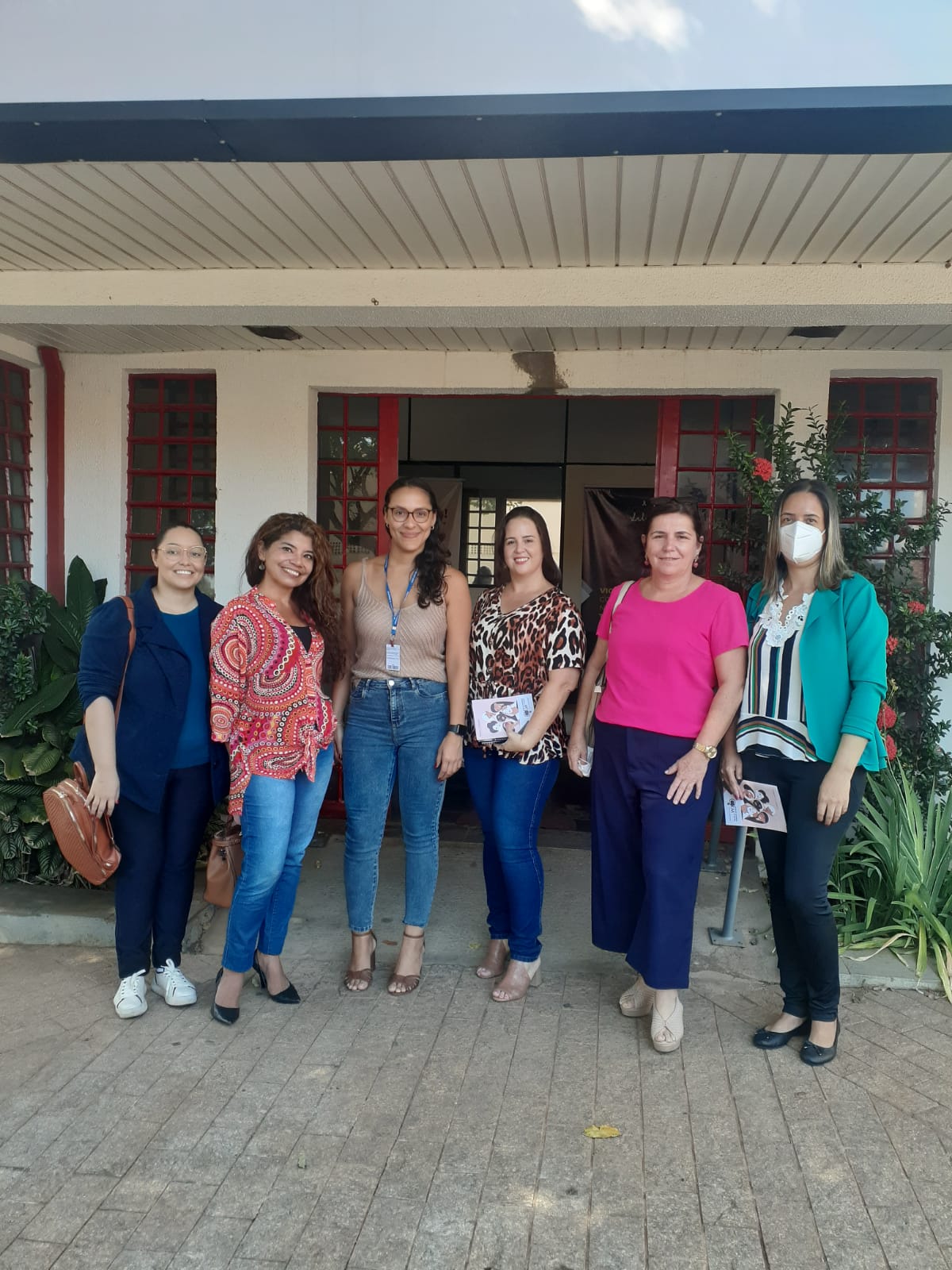 Equipe do CREAS de Adamantina visita Centro de Referência da Mulher em Araçatuba