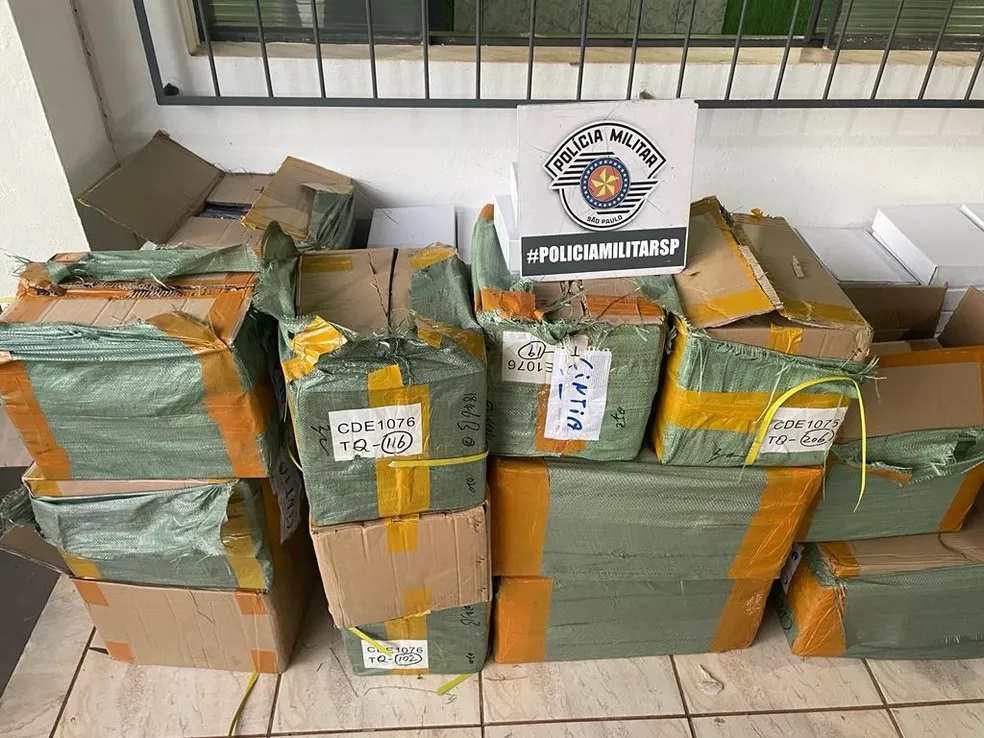 Polícia Militar apreende carga de produtos do Paraguai avaliada em R$ 300 mil