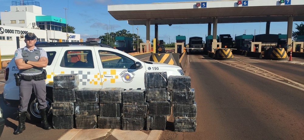 Em 72 horas, Polícias de SP apreenderam mais de 960 tijolos e 24 mil porções de drogas