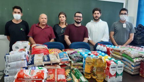 Pró-reitoria de Extensão entrega donativos arrecadados no JUNIFAI 2022