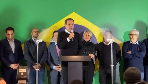 Doria desiste da disputa pela Presidência e diz estar “com o coração ferido e a alma leve”
