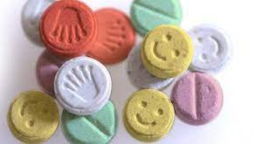 Rapaz é preso em flagrante por vender ecstasy em festa em Adamantina