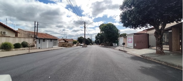 Recapeamento asfáltico prossegue em Adamantina